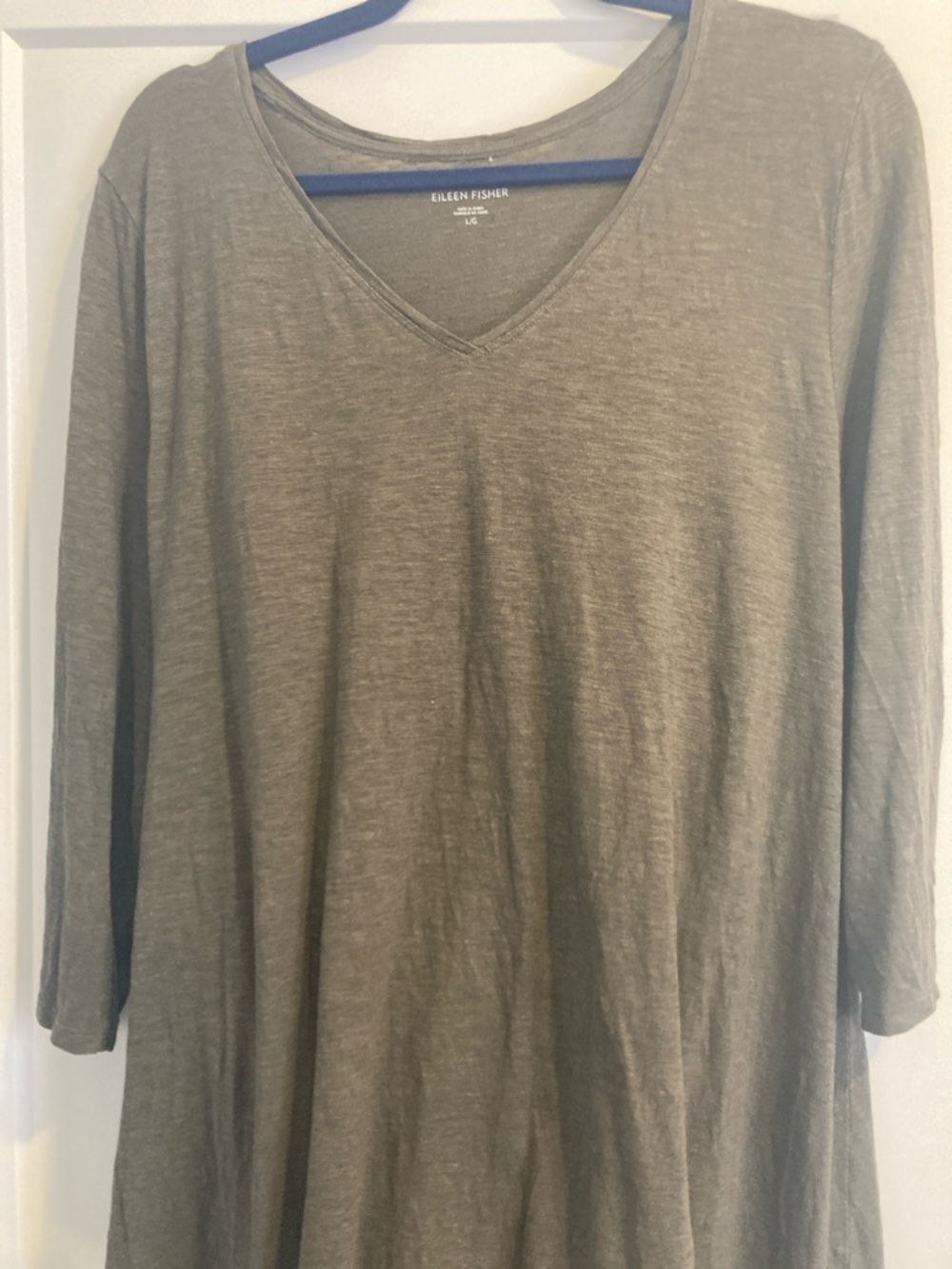 Eileen Fisher Olive Green V-Neck 3/4 Sleeve Tunic-ish Top.